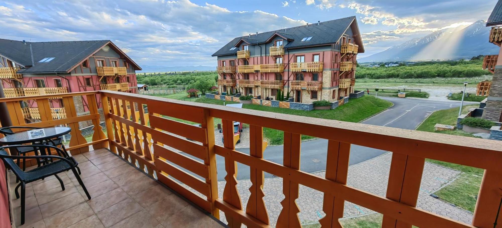 Apartment Fimm Велка Ломница Екстериор снимка